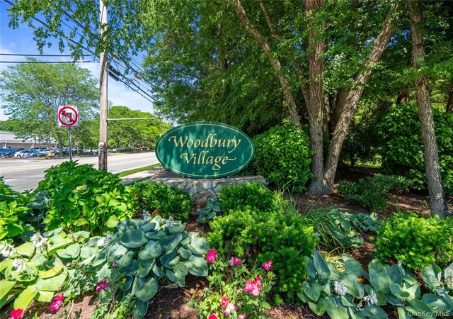 2nd image of 5 Pond Path #13, Woodbury, NY 11797 | MLS# 1013801