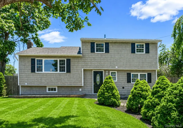 2nd image of 18 Lark Dr, Centereach, NY 11720 | MLS# 1013822