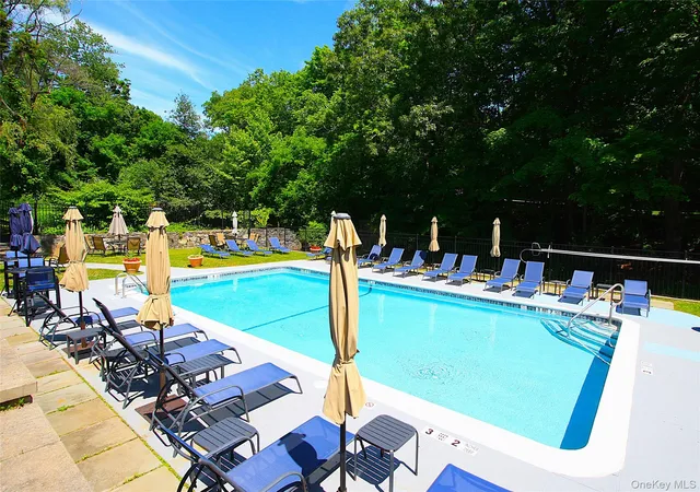Listing Photo 2 - Condo for sale in building located at 83 Deerfield Ln, Ossining, NY 10562 - Unit #