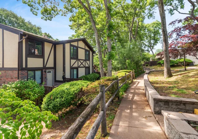 2nd image of 48 Birchwood Dr, Port Jefferson Station, NY 11776 | MLS# 1013843