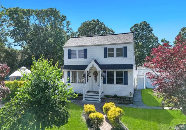 2nd image of 22 Wagon Ln E, Centereach, NY 11720 | MLS# 1013847