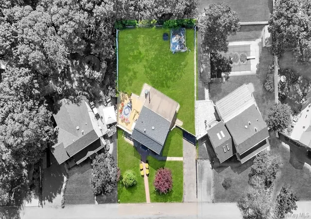 3rd image of 22 Wagon Ln E, Centereach, NY 11720 | MLS# 1013847
