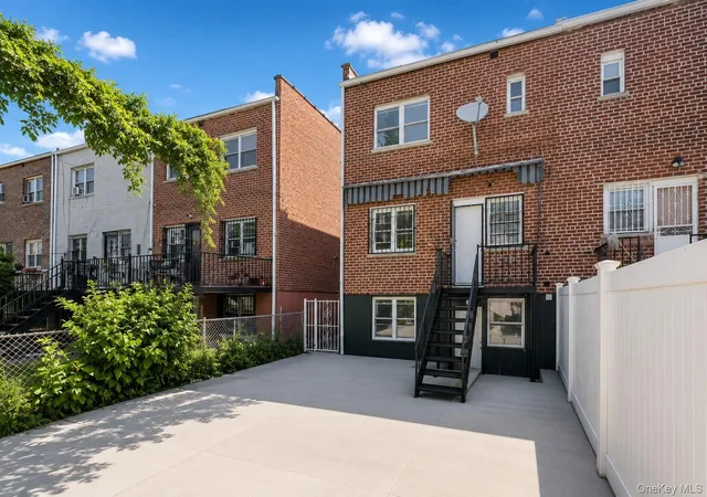 Homes for sale in New York, NY | 626 Rockaway Pkwy, New York, NY 11236 | MLS# 1013853