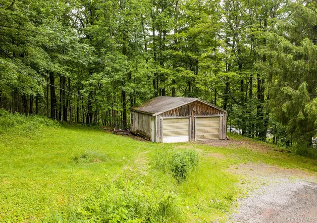 Homes for sale in Callicoon, NY | 673 Hessinger And Lare Rd, Callicoon, NY 12748 | MLS# 1013859