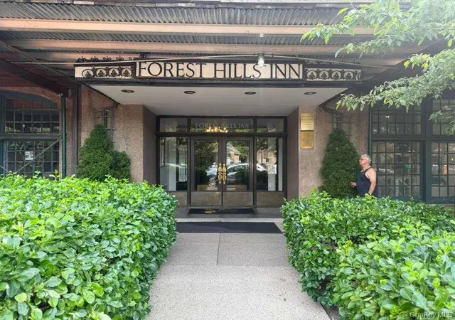 1st image of 1 Station Sq, New York, NY 11375