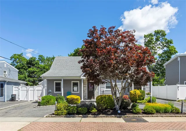Photo 1 of Sale Pending at 51 Cliff Ln, Hempstead, NY 11756 | MLS# 1013886 | Listing updated on 2026-08-05