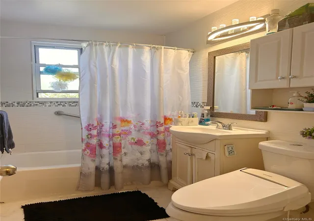 Photo 3 of Sale Pending at 5835 155th Street, Flushing, NY 11355 | MLS# 1013888 | Listing updated on 2026-07-10
