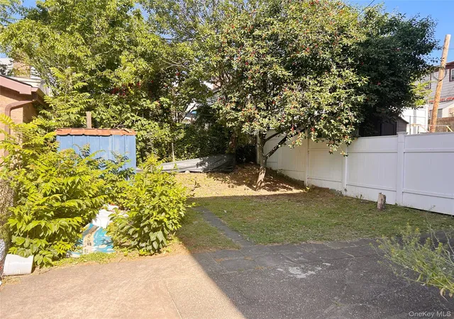 Photo 3 of Sale Pending at 5835 155th Street, Flushing, NY 11355 | MLS# 1013888 | Listing updated on 2026-07-10
