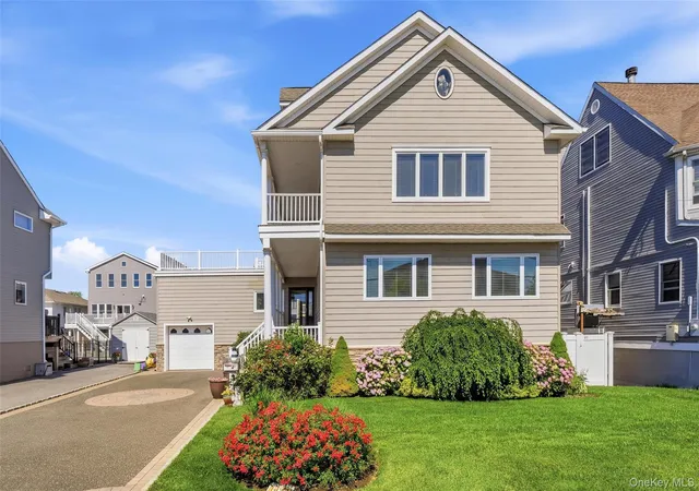 2nd image of 458 Little East Neck Rd S, Babylon, NY 11702 | MLS# 1013898