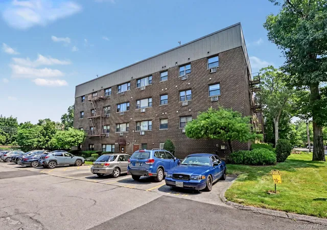 Homes for sale in New Rochelle, NY | 2241 Palmer Avenue, New Rochelle, NY 10801 | Houzeo