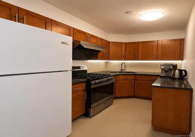 4th image of 104-64 39Th Ave #4A, New York, NY 11368 | MLS# 1013940