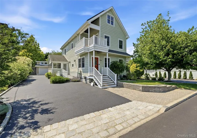 Photo 3 of Sale Pending at 2544 Riverside Ave, Seaford, NY 11783 | MLS# 1013946 | Listing updated on 2026-08-11