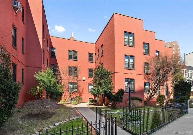 19th image of 510 Kappock St #3B, New York, NY 10463 | MLS# 1013949
