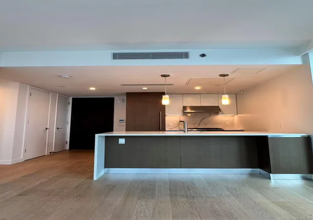 Photo 4 of Condo for sale at 13437 35th Avenue #11K, Flushing, NY 11354 | MLS# 1013959 | Listing updated on 2026-08-25