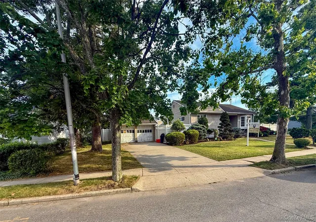 14th image of 685 Seabury Ave, Hempstead, NY 11010 | MLS# 1013966