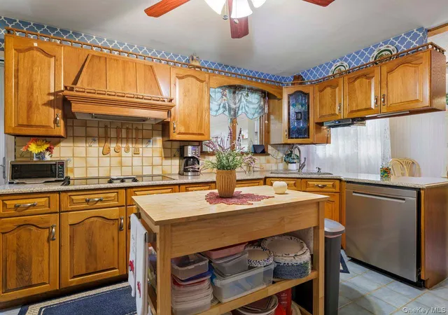 3rd image of 105 S Chapel Hill Rd, Lloyd, NY 12528 | MLS# 1014008