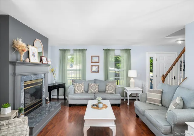 Photo 4 of Single family home for sale at 31 Briarwood Dr, Wappingers Falls, NY 12590 | MLS# 1014009 | Listing updated on 2026-08-29
