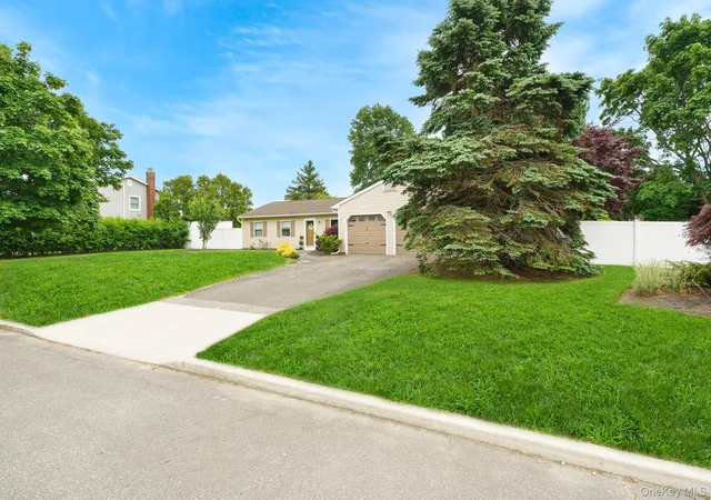 31st image of 2 Michael Ave, Bellport, NY 11713 | MLS# 1014014
