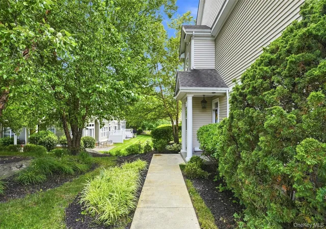 2nd image of 1 High Ridge Ln, Middletown, NY 10940 | MLS# 1014031