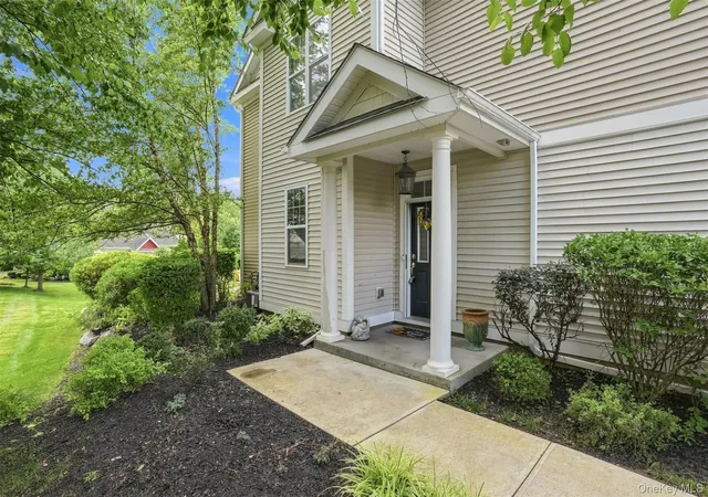 Photo 3 of Condo for sale at 1 High Ridge Ln, Middletown, NY 10940 | MLS# 1014031 | Listing updated on 2026-09-07