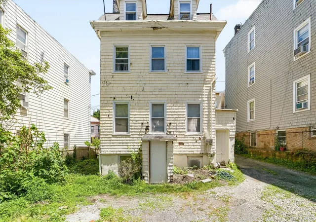 27th image of 132 Webster Ave, Yonkers, NY 10701 | MLS# 1014032