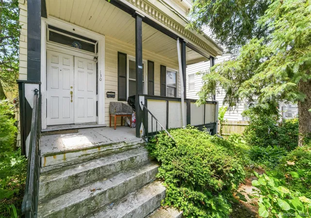 Photo 3 of Sale Pending at 132 Webster Ave, Yonkers, NY 10701 | MLS# 1014032 | Listing updated on 2026-07-08