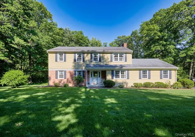 1st image of 10 Stoutenburgh Dr, Hyde Park, NY 12538 | MLS# 1014045