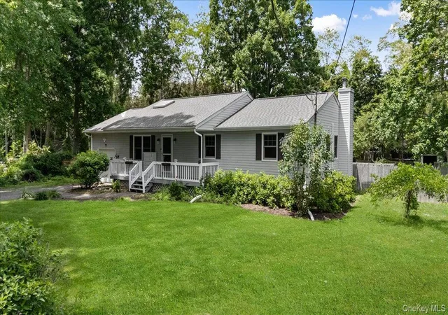 2nd image of 3755 Grand Ave, Mattituck, NY 11952 | MLS# 1014052