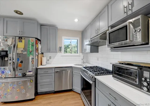 Homes for sale in Ossining, NY | 53 Pleasantville Rd, Ossining, NY 10562 | MLS# 1014067