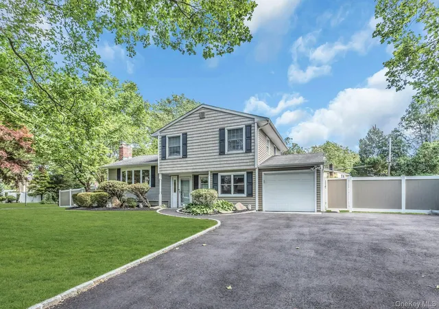 2nd image of 20 Danton St, Melville, NY 11747 | MLS# 1014068