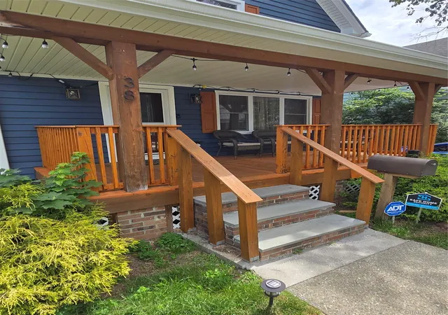 Homes for sale in Poughkeepsie, NY | 38 Kelsey Rd, Poughkeepsie, NY 12601 | MLS# 1014082