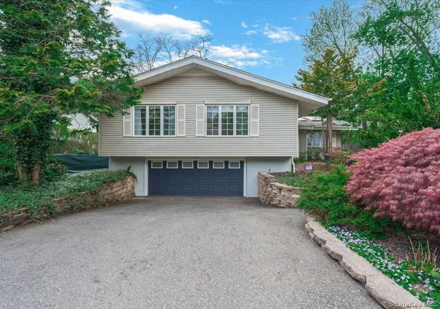 1st image of 69 Roger Dr, North Hempstead, NY 11050 | MLS# 1014098