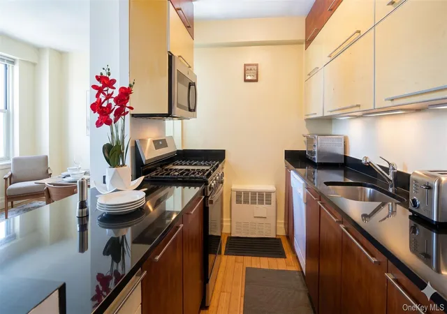 Homes for sale in New York, NY | 1065 Vermont St #4H, New York, NY 11207 | MLS# 1014102