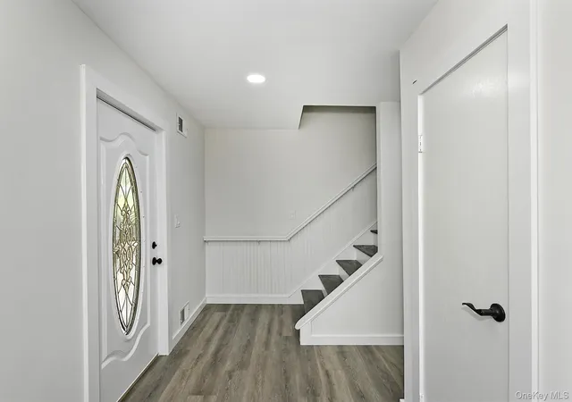 4th image of 208 Lake Dr, East Patchogue, NY 11772 | MLS# 1014115