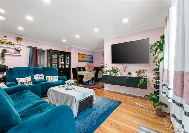 3rd image of 87-29 Marengo St, New York, NY 11423