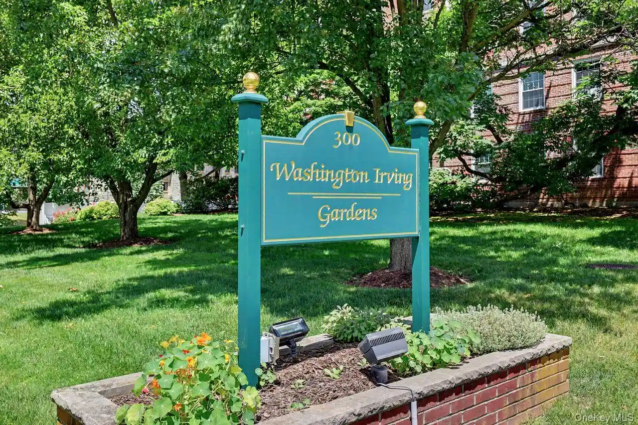 Listing Photo 1 - Condo for sale in 300 S Broadway located at 300 S Broadway, Greenburgh, NY 10522 - Unit #2H