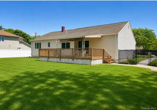 17th image of 58 Glenmere Ln, Coram, NY 11727 | MLS# 1014227