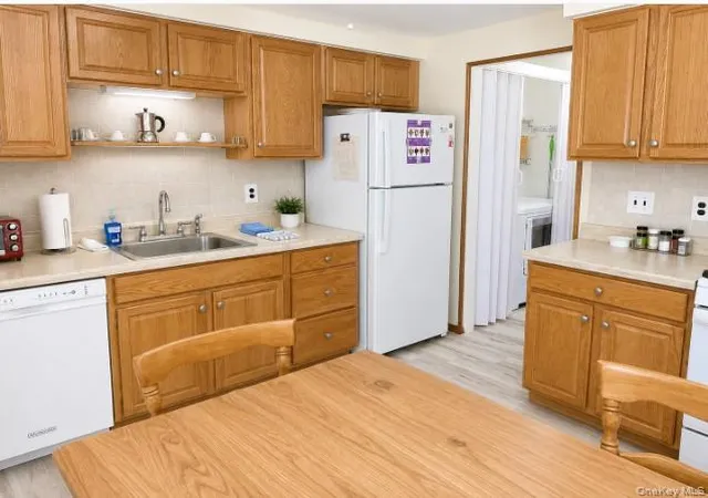 2nd image of 58 Glenmere Ln, Coram, NY 11727 | MLS# 1014227
