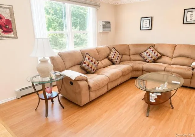 5th image of 58 Glenmere Ln, Coram, NY 11727 | MLS# 1014227