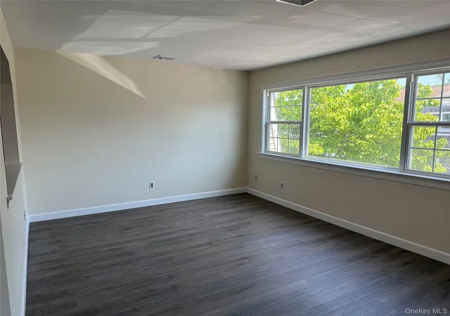 4th image of 1 Atlantic Ave #56, Oyster Bay, NY 11735 | MLS# 1014230