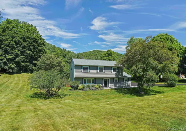 1st image of 11 Kenneth Dr, Putnam Valley, NY 10579 | MLS# 1014246
