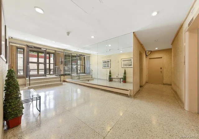 5th image of 4200 Herkimer Pl, New York, NY 11238
