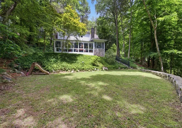 Photo 2 of Sale Pending at 2 Anton Pl, Lake Peekskill, NY 10537 | MLS# 1014265 | Listing updated on 2026-07-07