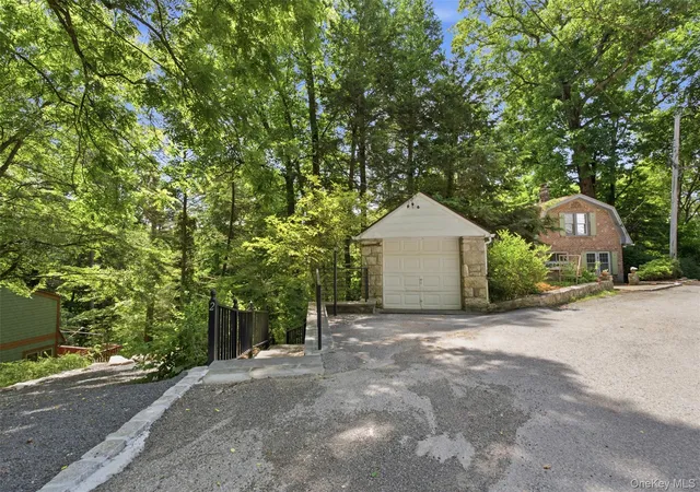 Photo 3 of Sale Pending at 2 Anton Pl, Lake Peekskill, NY 10537 | MLS# 1014265 | Listing updated on 2026-07-07