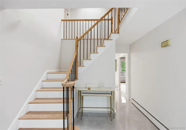 3rd image of 3 Larissa Ct, Airmont, NY 10952 | MLS# 1014280
