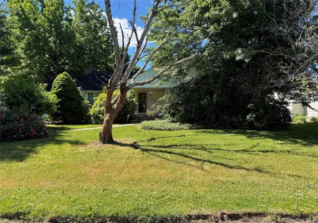 1st image of 208 Overlook Ter, Roslyn Heights, NY 11577 | MLS# 1014282