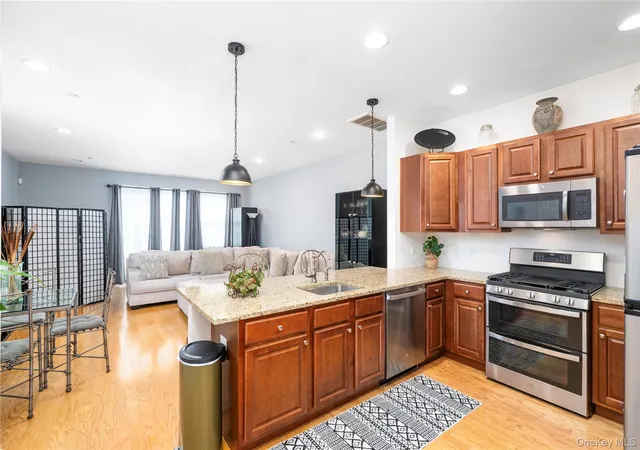 Photo 3 of Sale Pending at 1 Halley Ct, Poughkeepsie (town), NY 12601 | MLS# 1014314 | Listing updated on 2026-08-24