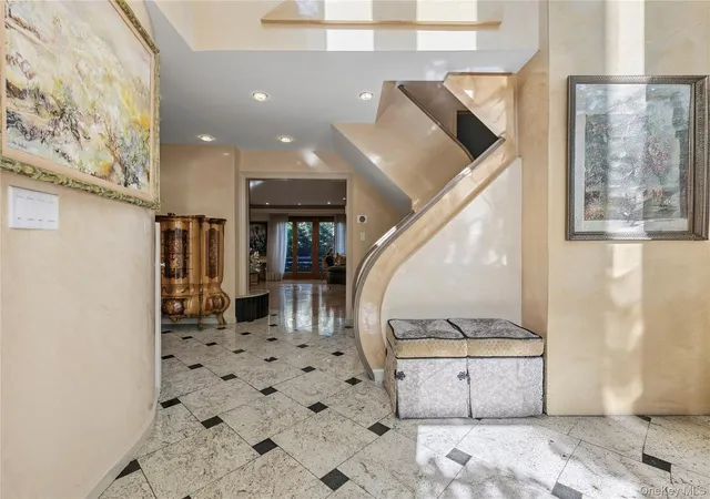 5th image of 122 Lawrence Ave, Hempstead, NY 11559 | MLS# 1014364