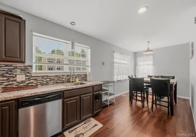 3rd image of 70 Peach Pl, Middletown, NY 10940 | MLS# 1014371
