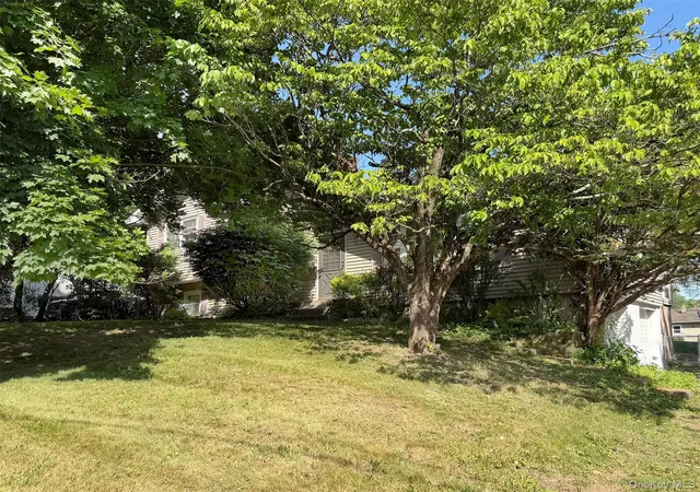 4th image of 4 Lorelei Dr, Middletown, NY 10940 | MLS# 1014402